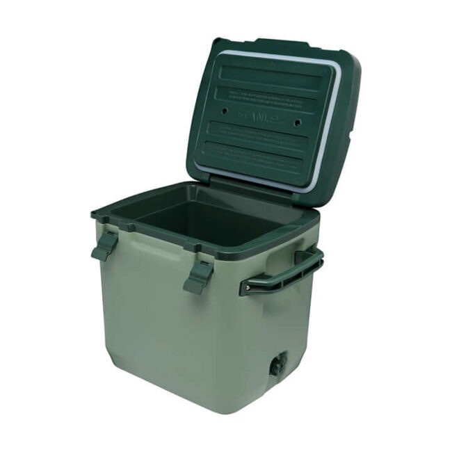 TheCold-For-DaysOutdoorCooler-28-3L-ExplodedView_720x_409102 Stanley Cooler 28L30QT The ColdForDays Outdoor Cooler in UAE