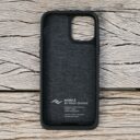 1-LIGHTBOX-Case-iPhone-Lifestyle-07_73a00ab1-d14c-42c3-89d4-2ddba5d0b807