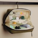Wash-Pouch-kelp-lifestyle-159A0191