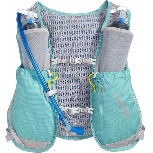camelbak-womens-circuit-50oz-hydration-vest-aqua-silver3_1024x1024