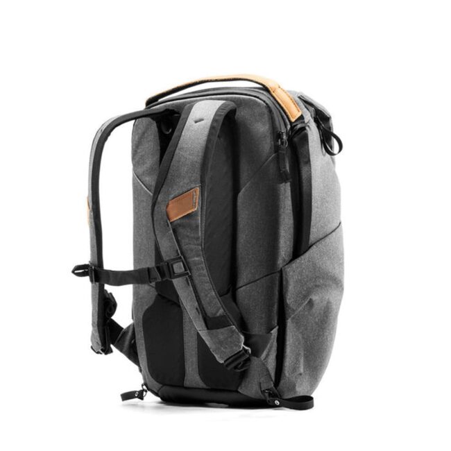 everyday-backpack-charcoal-20-2