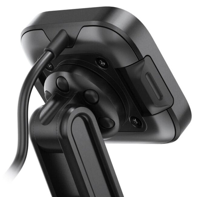 mobile-moto-stem-chl-studio3_1746a328-2b47-4c78-98dd-5463c0be1da3