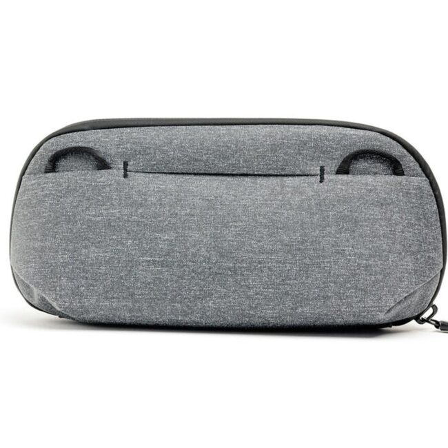 smalltechpouch-charcoal-159A0468_bd64ad03-cfe5-43ef-977a-c8b629833495