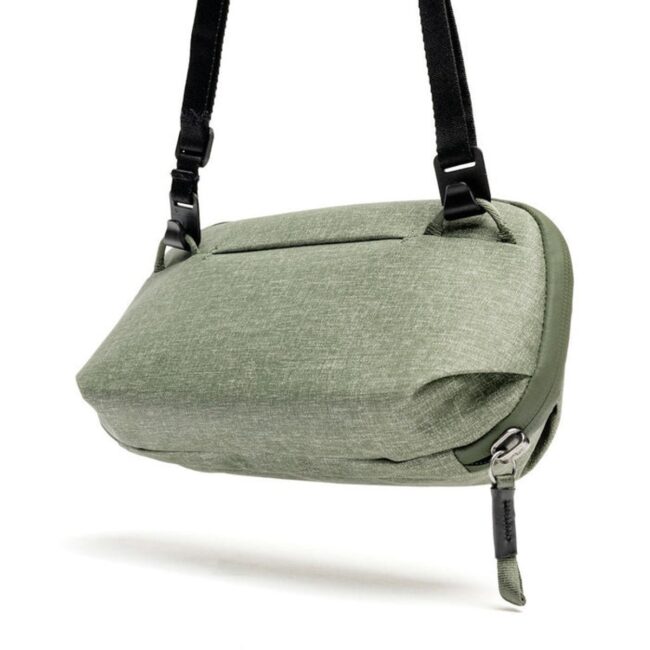 smalltechpouch-sage-159A0511_5566be3d-d764-4411-b088-1f91ce16d714